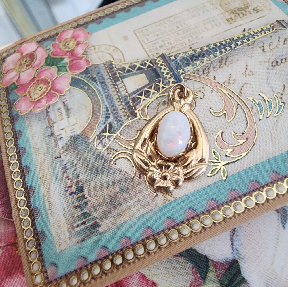 14k Gold Pendant